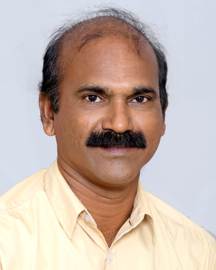 pazhassi raja nss college principal